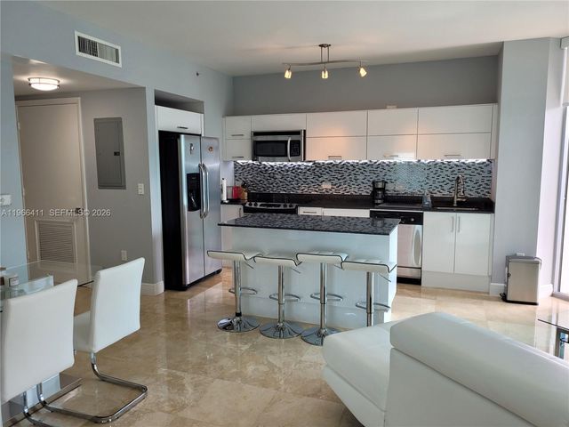 350 S Miami Ave 2714, Miami, FL 33130