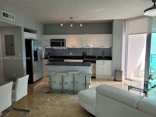 350 S Miami Ave 2714, Miami, FL 33130