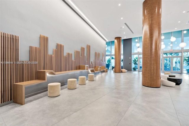 350 S Miami Ave 2714, Miami, FL 33130