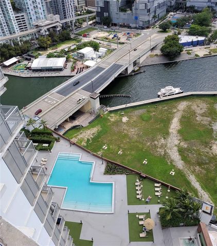 350 S Miami Ave 2714, Miami, FL 33130