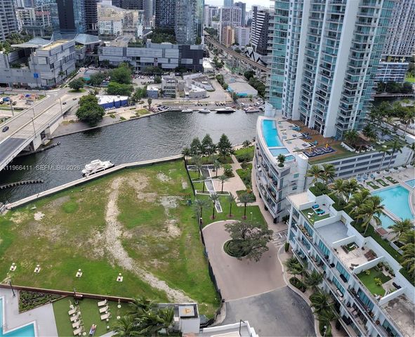 350 S Miami Ave 2714, Miami, FL 33130