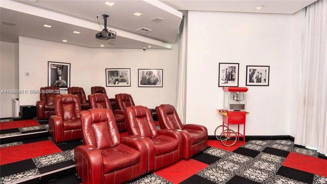 350 S Miami Ave 2714, Miami, FL 33130