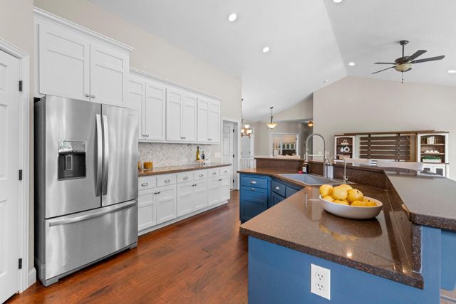 1749 Charleston Lane, Waconia, MN 55387