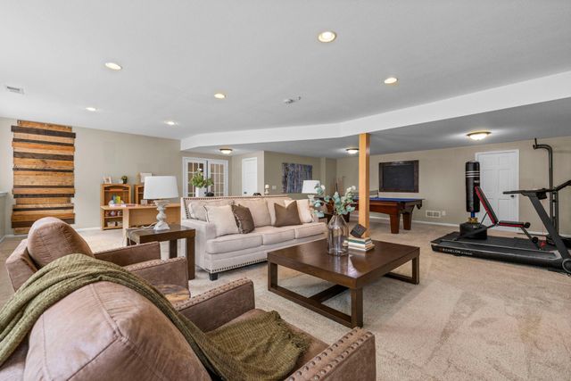 1749 Charleston Lane, Waconia, MN 55387