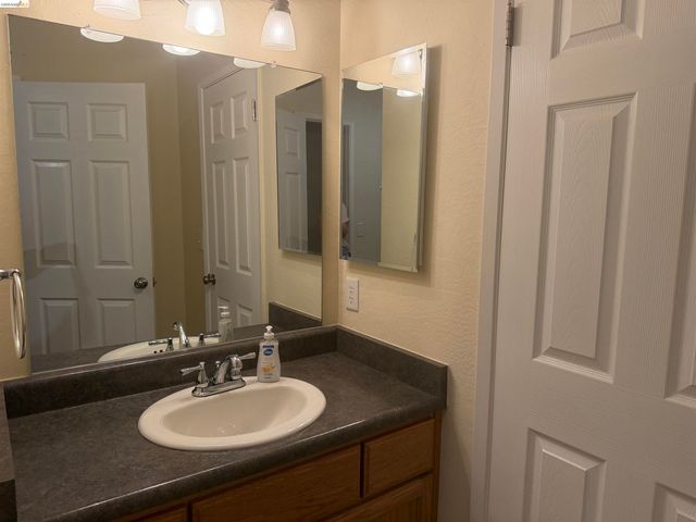 18931 Middle Camp Sugar Pine Rd, Twain Harte, CA 95383