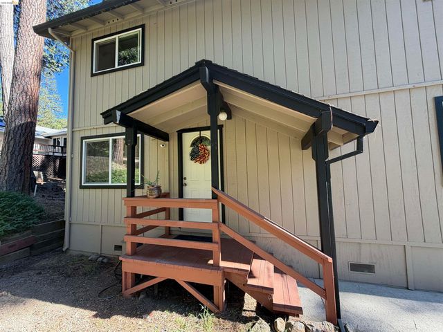 18931 Middle Camp Sugar Pine Rd, Twain Harte, CA 95383
