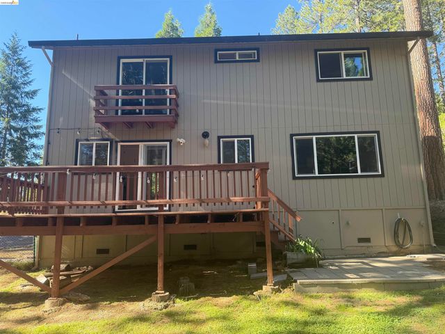 18931 Middle Camp Sugar Pine Rd, Twain Harte, CA 95383