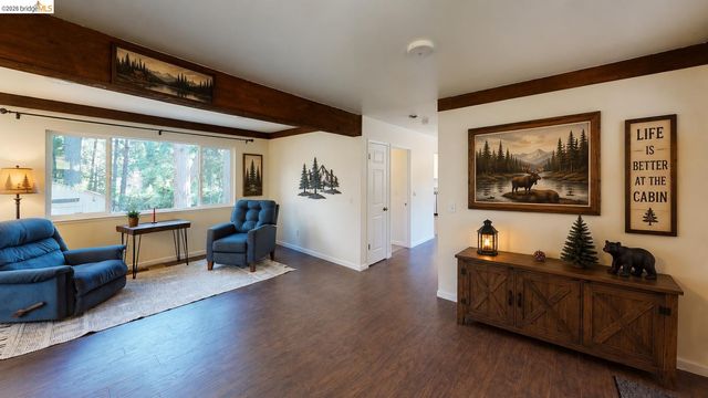 18931 Middle Camp Sugar Pine Rd, Twain Harte, CA 95383