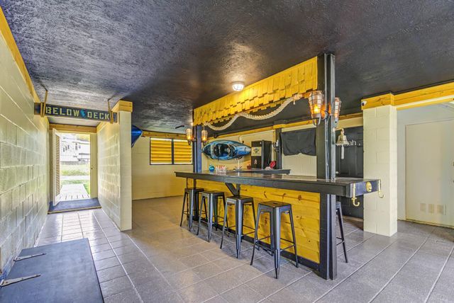 2108 Knollwood Street, Kemah, TX 77565