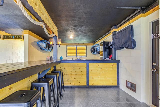 2108 Knollwood Street, Kemah, TX 77565