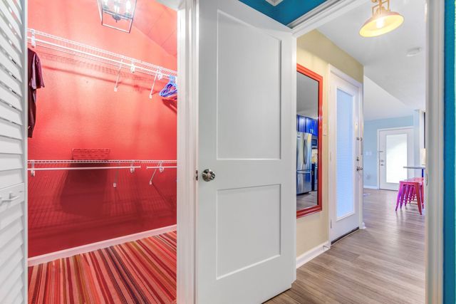 2108 Knollwood Street, Kemah, TX 77565