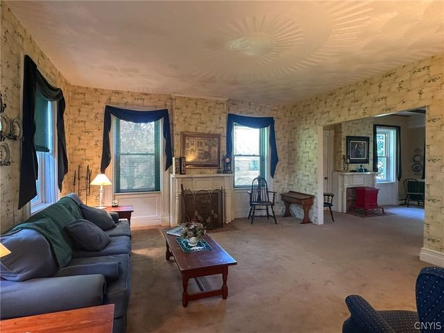 1401 Utica Street, Whitestown, NY 13424