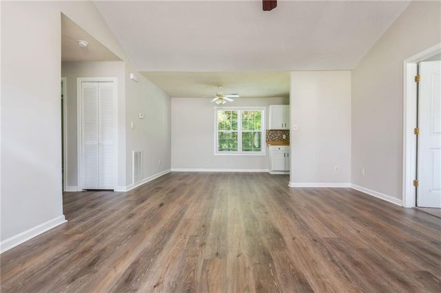 589 Linda Lane, Powder Springs, GA 30127