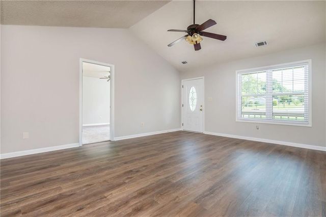 589 Linda Lane, Powder Springs, GA 30127