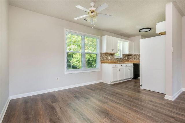 589 Linda Lane, Powder Springs, GA 30127