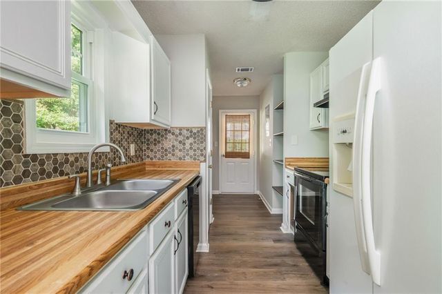 589 Linda Lane, Powder Springs, GA 30127