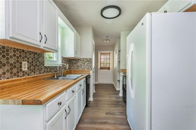 589 Linda Lane, Powder Springs, GA 30127