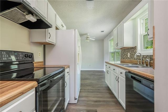 589 Linda Lane, Powder Springs, GA 30127