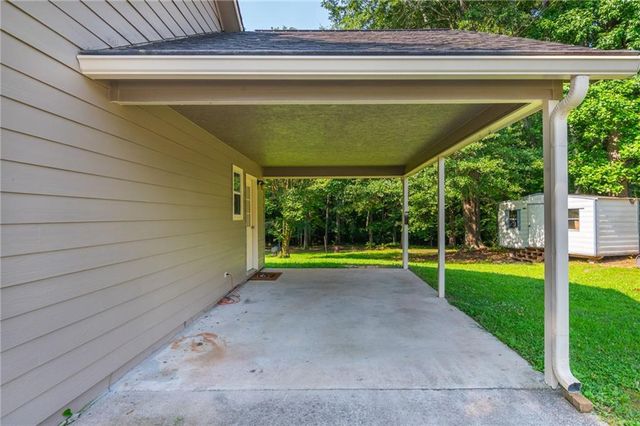 589 Linda Lane, Powder Springs, GA 30127
