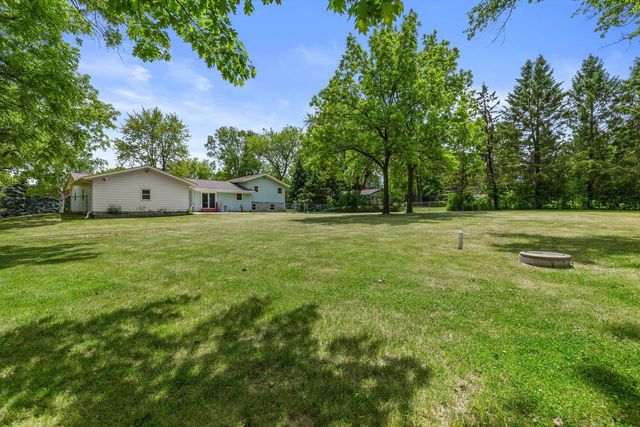 S69W22340 Sonoma WAY, Big Bend, WI 53103