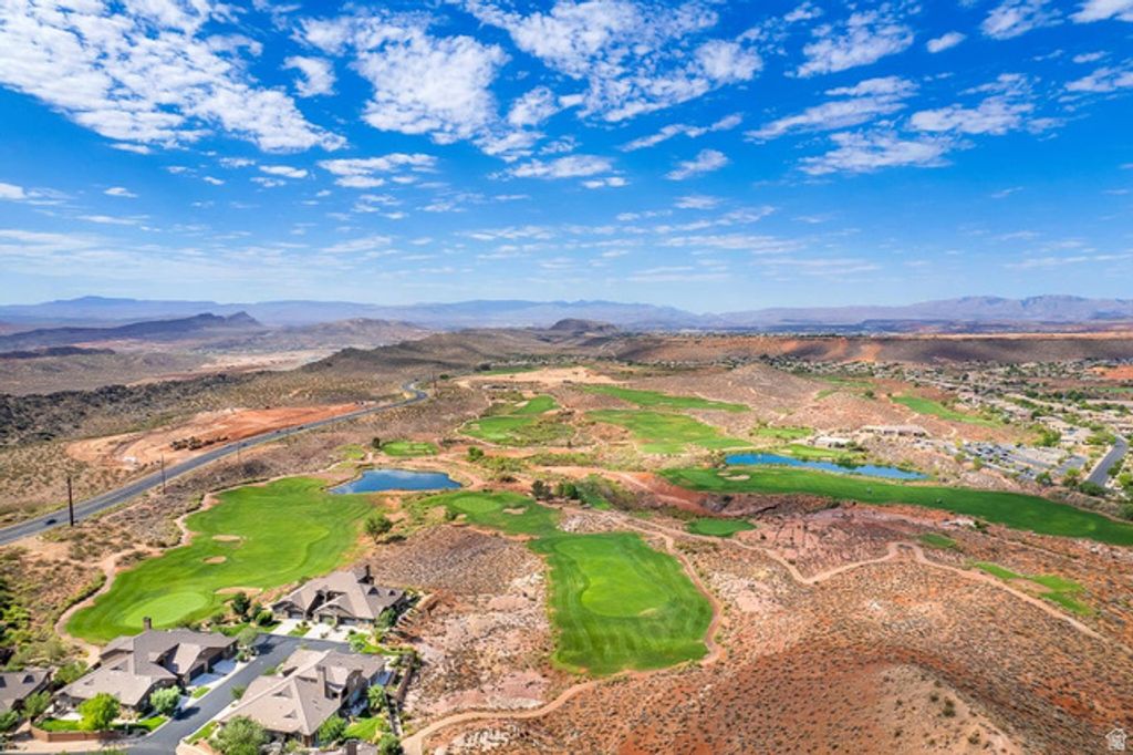 Image 38 of property listing at 4222 E TORREY PINES DR, Washington, UT 84780