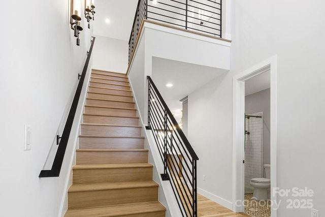 202 Westridge Farm Road 4, Asheville, NC 28804