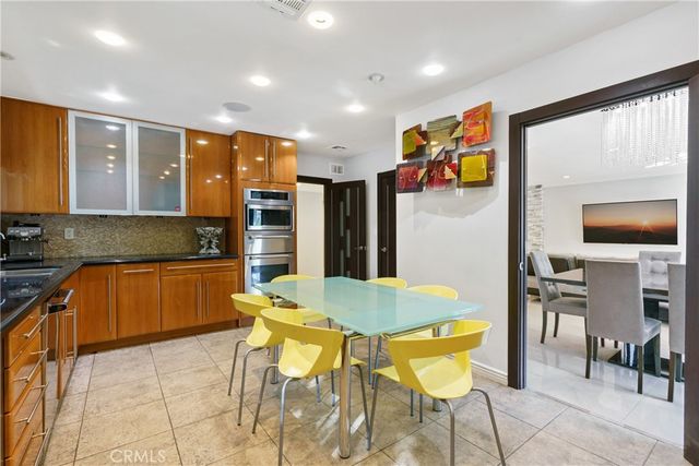 7796 Skyhill Drive, Los Angeles, CA 90068