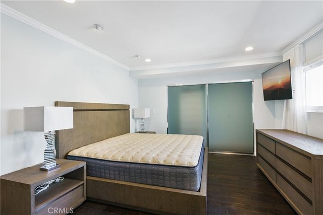 7796 Skyhill Drive, Los Angeles, CA 90068