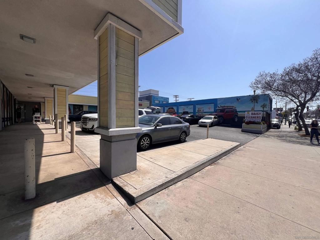 1631 Garnet Avenue, San Diego, CA 92109 — photo 5