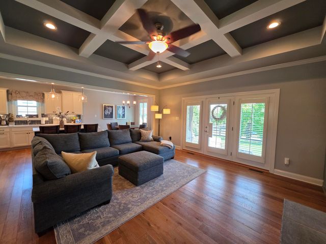 205 Burley Ridge Drive, Nicholasville, KY 40356