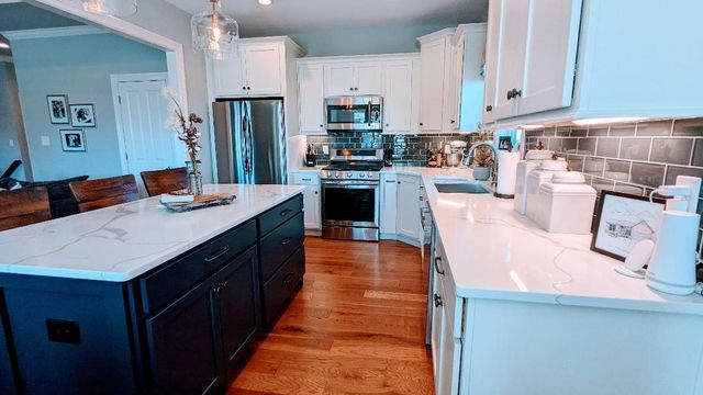 205 Burley Ridge Drive, Nicholasville, KY 40356