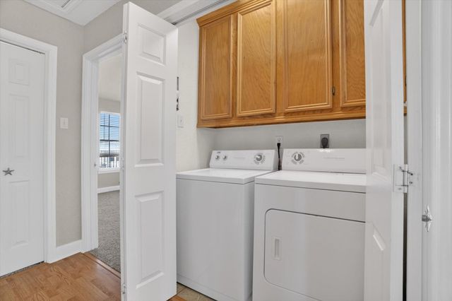 514 Pompano Street, Bayou Vista, TX 77563