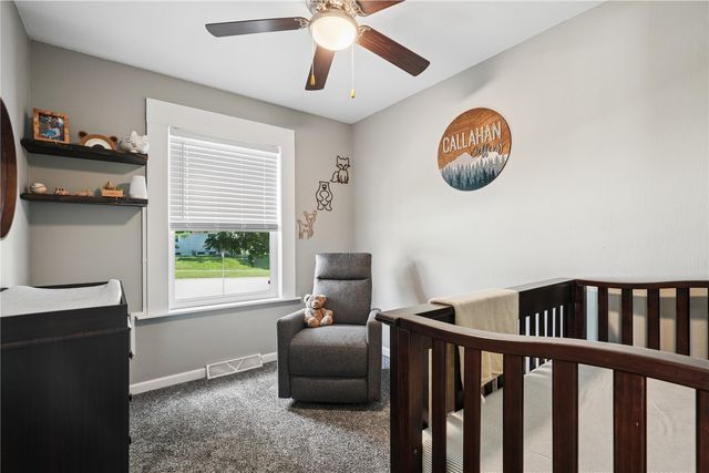 160 West Post Road NW, Cedar Rapids, IA 52405