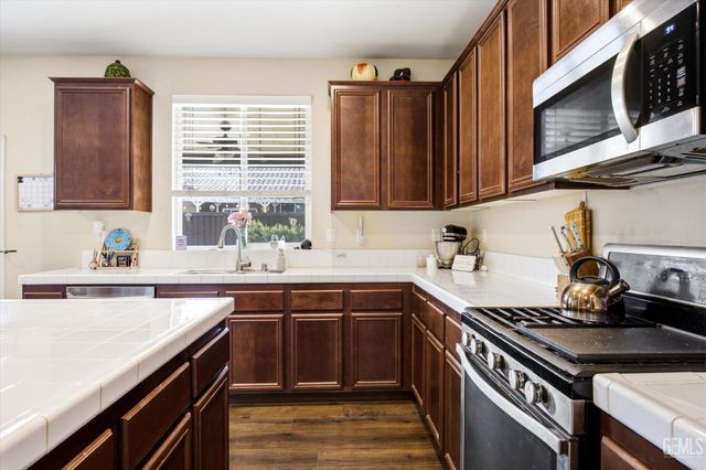 9415 Ceres Street, Bakersfield, CA 93306