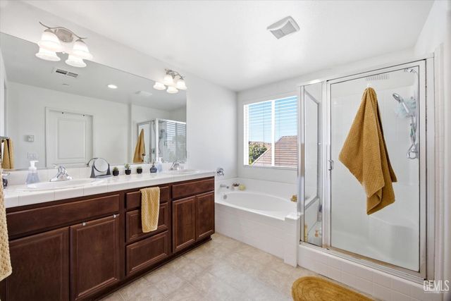 9415 Ceres Street, Bakersfield, CA 93306