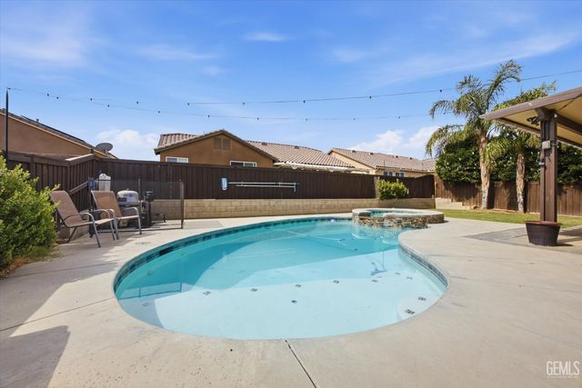 9415 Ceres Street, Bakersfield, CA 93306