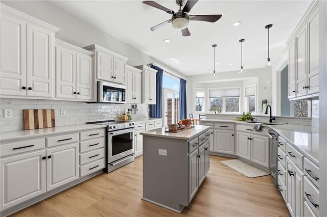 10308 Granada Lane, Overland Park, KS 66207