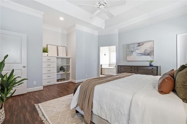 10308 Granada Lane, Overland Park, KS 66207