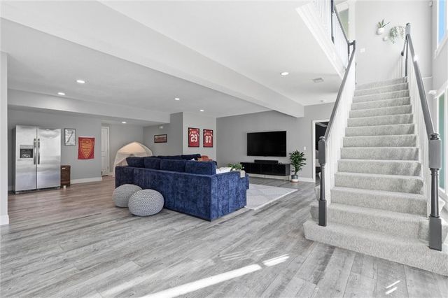 10308 Granada Lane, Overland Park, KS 66207