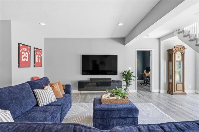 10308 Granada Lane, Overland Park, KS 66207