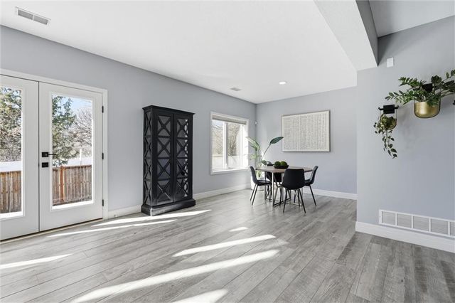 10308 Granada Lane, Overland Park, KS 66207