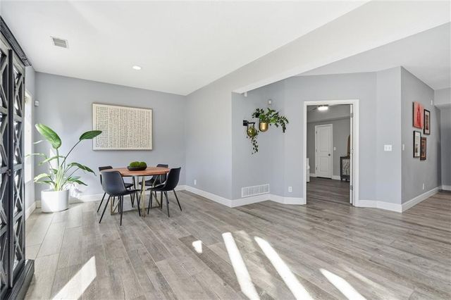 10308 Granada Lane, Overland Park, KS 66207