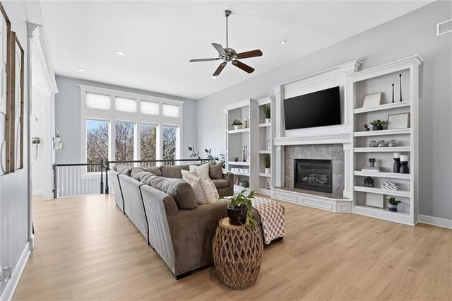 10308 Granada Lane, Overland Park, KS 66207