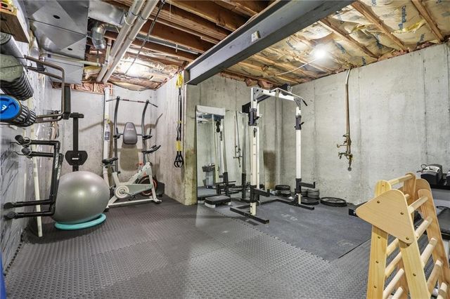 10308 Granada Lane, Overland Park, KS 66207