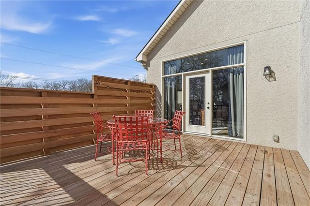 10308 Granada Lane, Overland Park, KS 66207