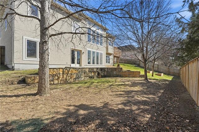 10308 Granada Lane, Overland Park, KS 66207