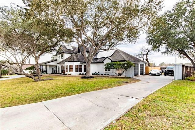 4517 River Park Dr, Corpus Christi, TX 78410