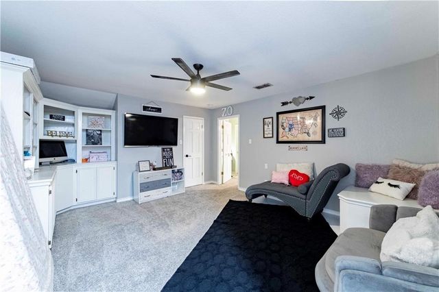 4517 River Park Dr, Corpus Christi, TX 78410