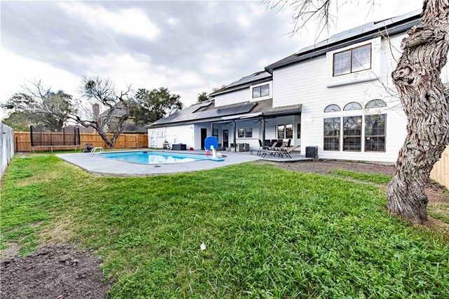 4517 River Park Dr, Corpus Christi, TX 78410