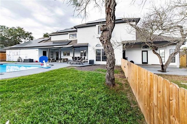 4517 River Park Dr, Corpus Christi, TX 78410